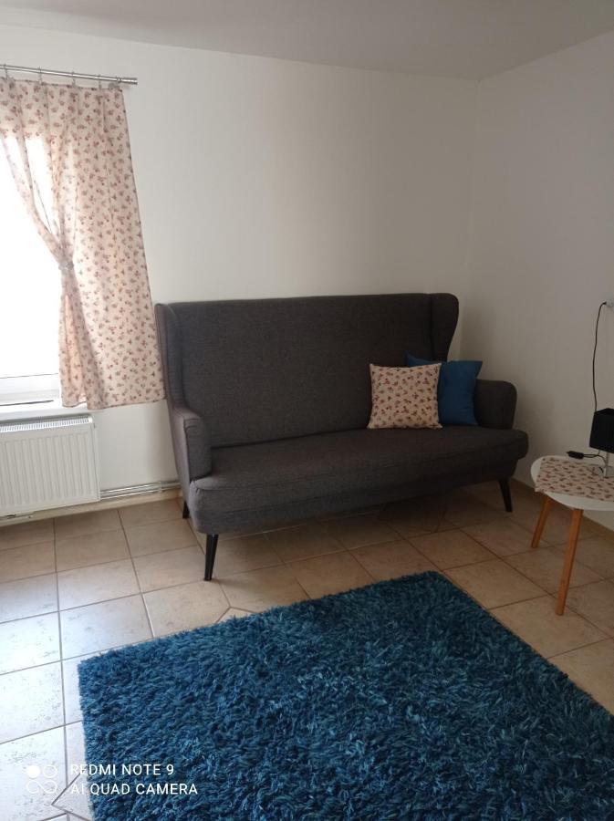 Apartman Julrich Vrbov Exterior foto